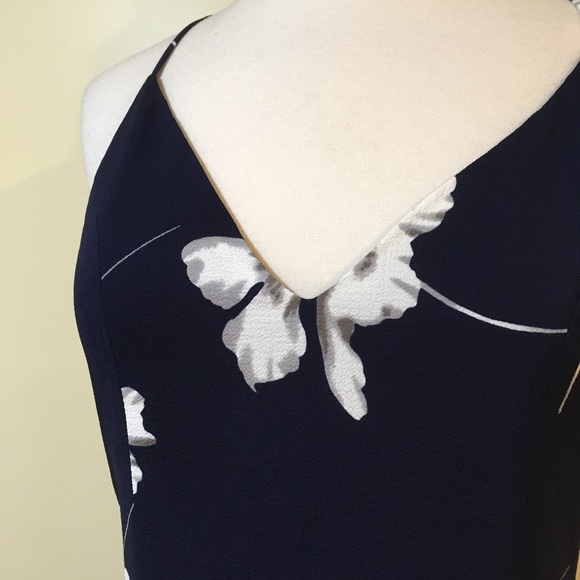 Strappy Handkerchief Hem Maxi Dress - Picture 4 of 6